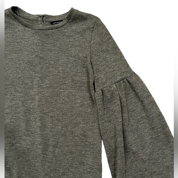 Lucky Brand Women’s Flared Sleeve Top Size S - Picture 2 of 8